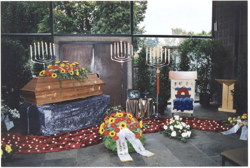 Trauerfeier Dr. Dagmar Morgan, 2000